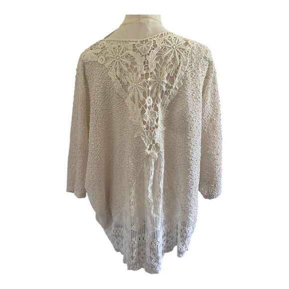 Chico’s Cream Lace Sequin Embellished Catdigan Sweater Size Medium (2) - Picture 3 of 6